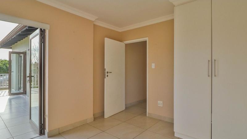 4 Bedroom Property for Sale in Hartenbos Landgoed Western Cape
